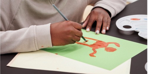 Les ateliers enfants de la Bourse du Commerce, jusqu'en juin on observe l'artiste Georg Baselitz