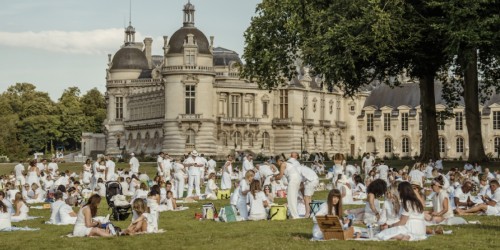 Pique-nique en blanc au Château de Chantilly, en famille ou entre amis